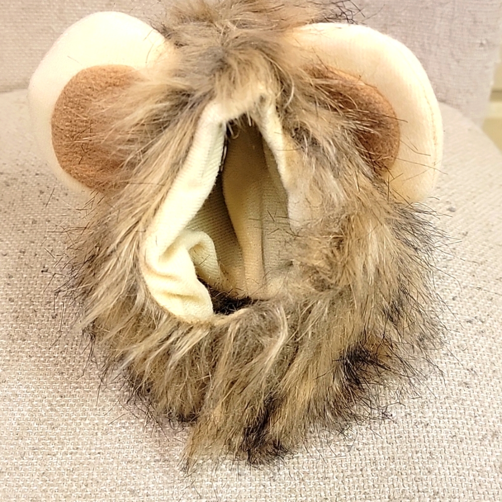 NWT Furry Dog Hat Size small
